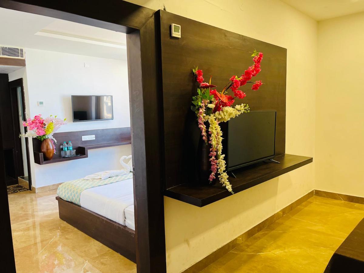 Hotel Elite By Signature Group Hyderabad Exterior foto